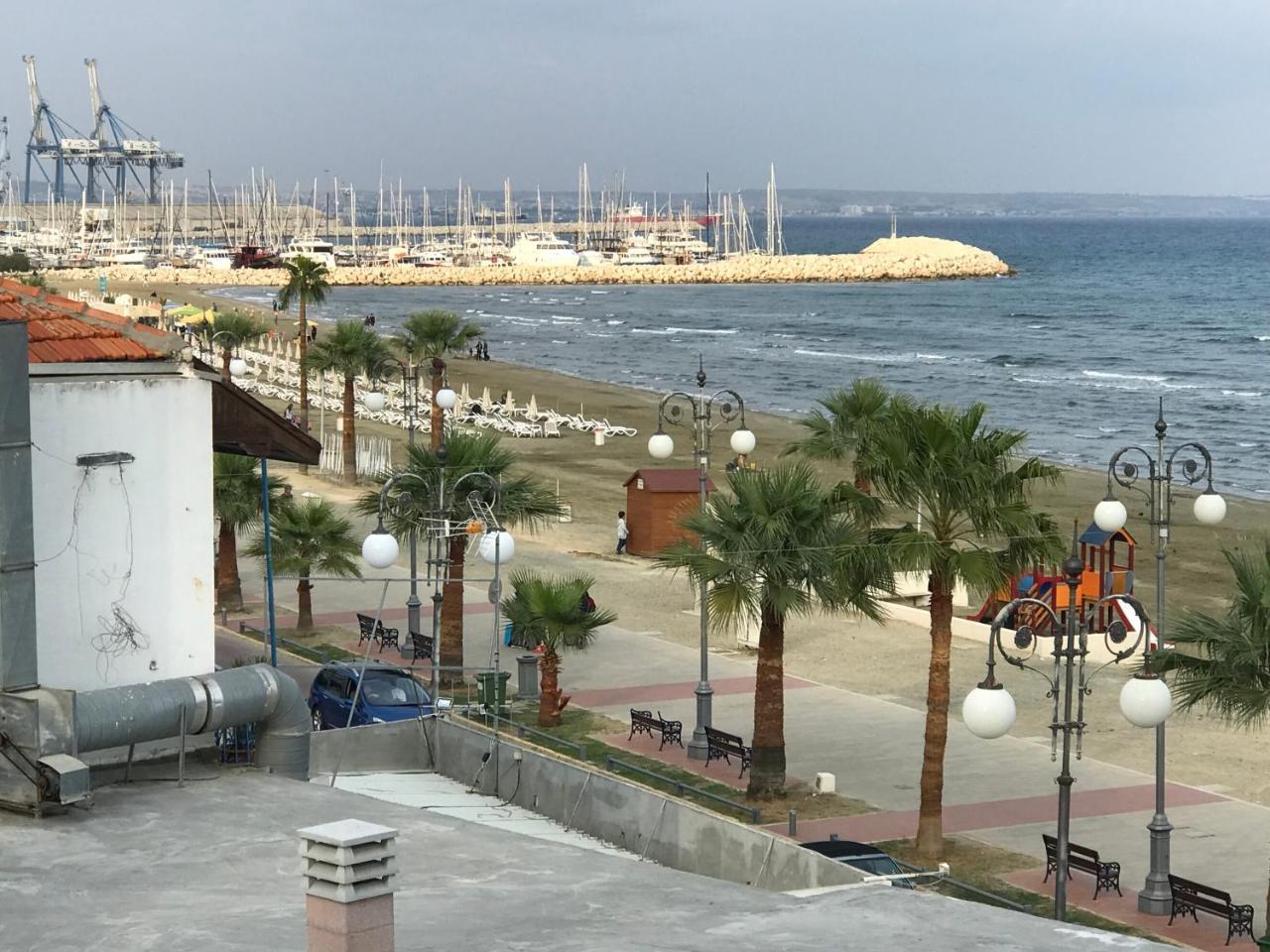 Panoramic Sea View Apartments Larnaca Buitenkant foto