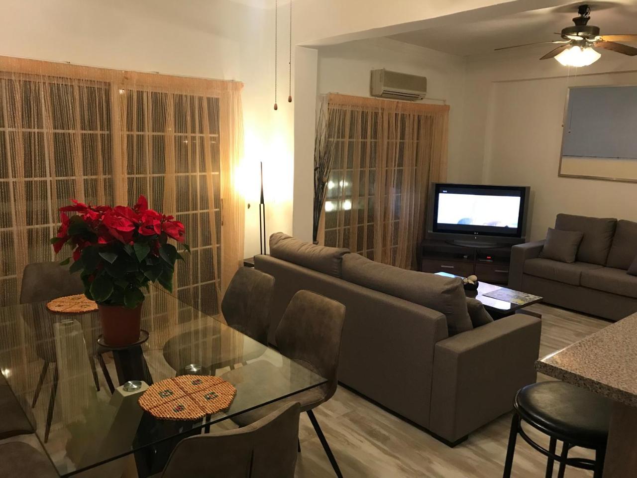Panoramic Sea View Apartments Larnaca Buitenkant foto